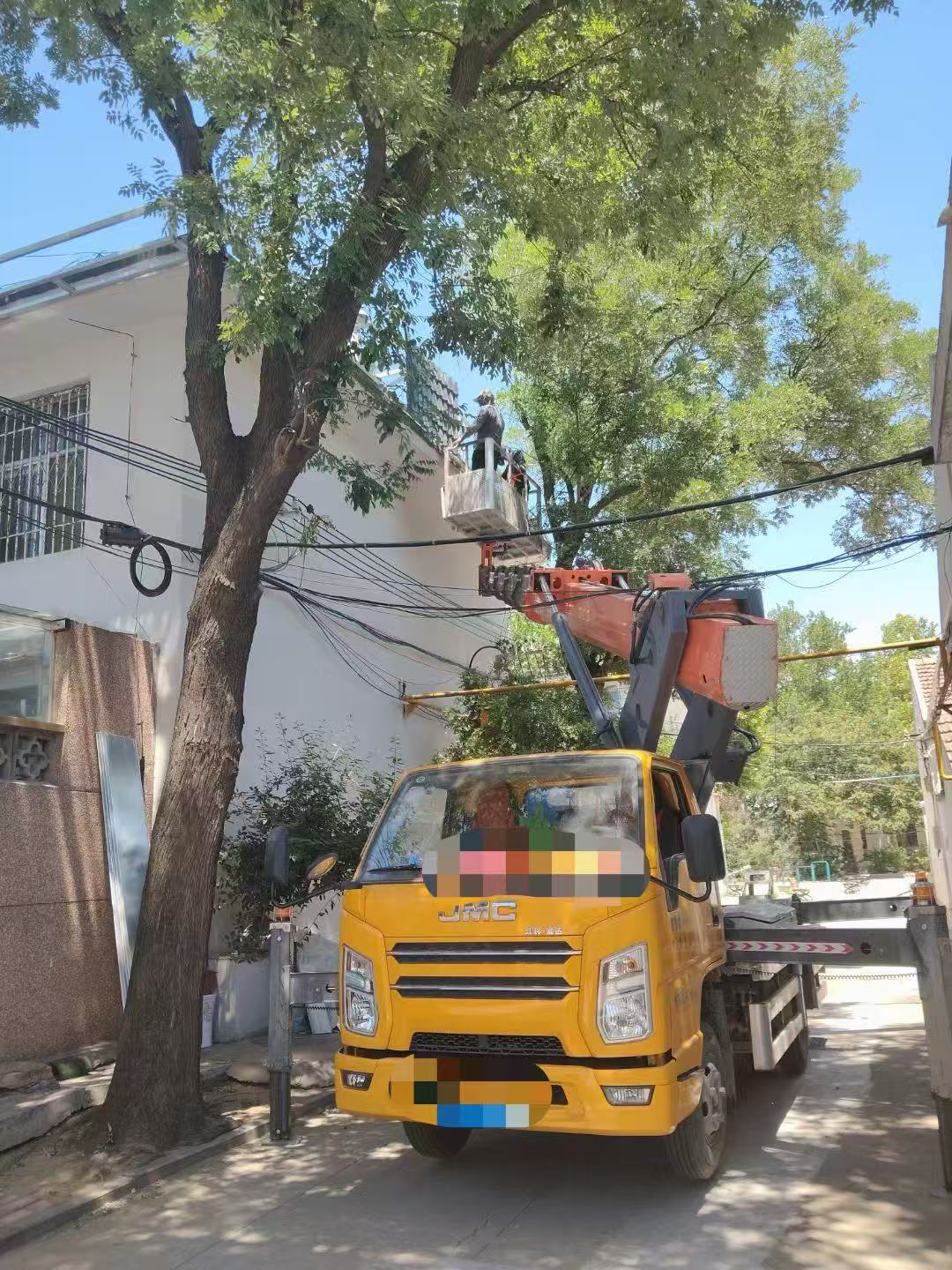 清原高空作业车能吊装重物吗？最大承载多少公斤？